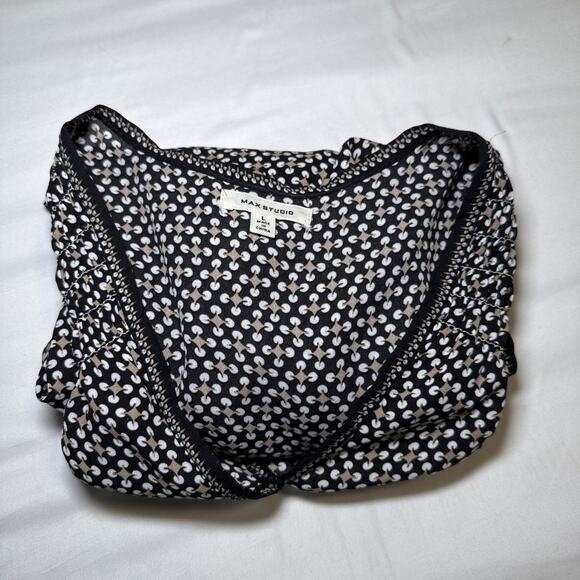 Max Studio Black Tan White Geo Print Elastic Cuff Pleated Blouse Tunic L Top EUC - Picture 16 of 16